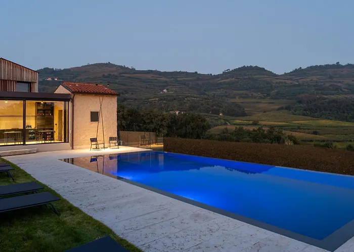 Arcadia Wine Resort - Adults Only